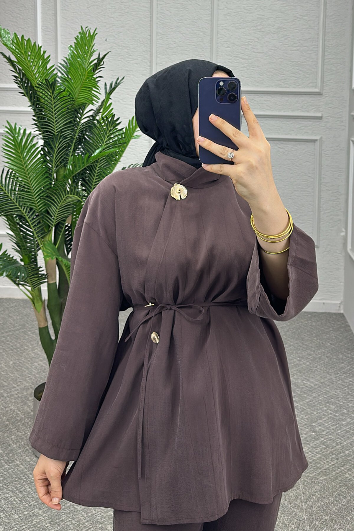 Kahve Rengi Eliz Pantolonlu Takım