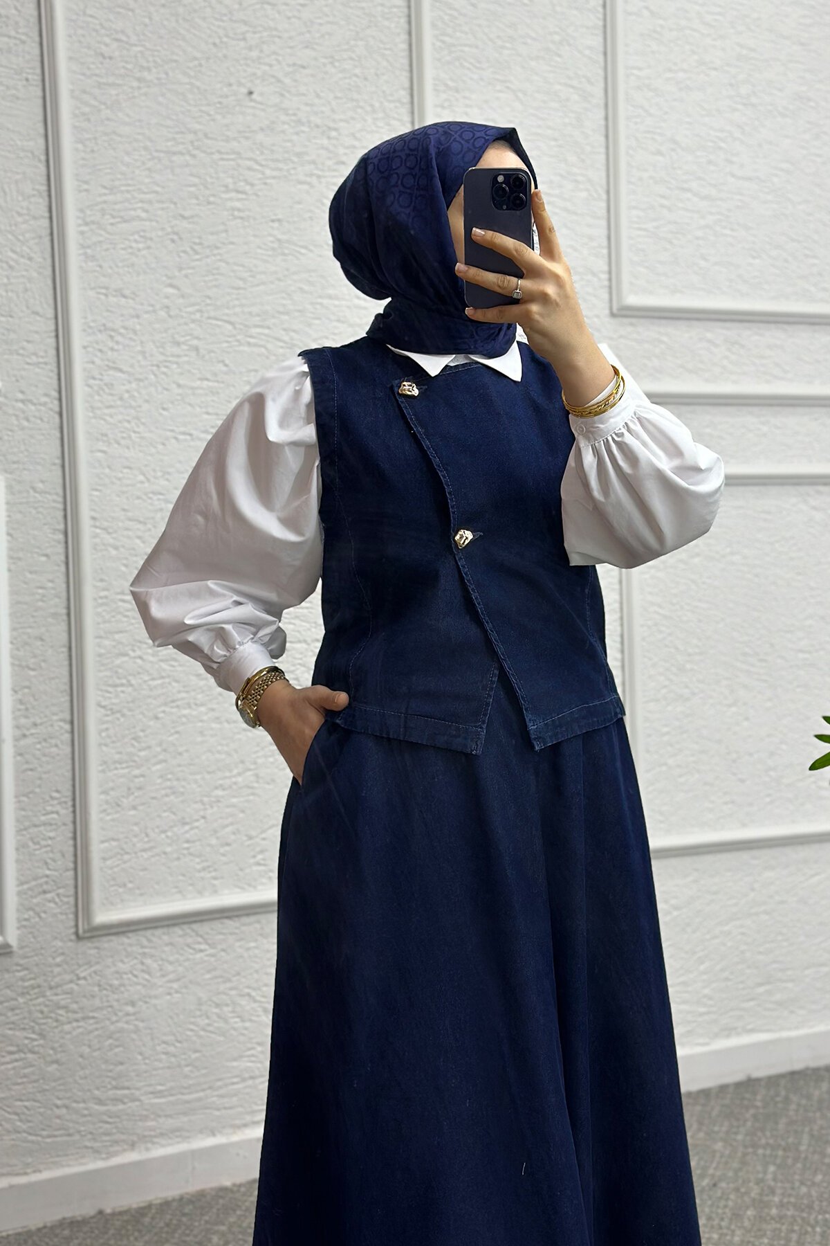 Koyu Mavi Esil Etekli Takım