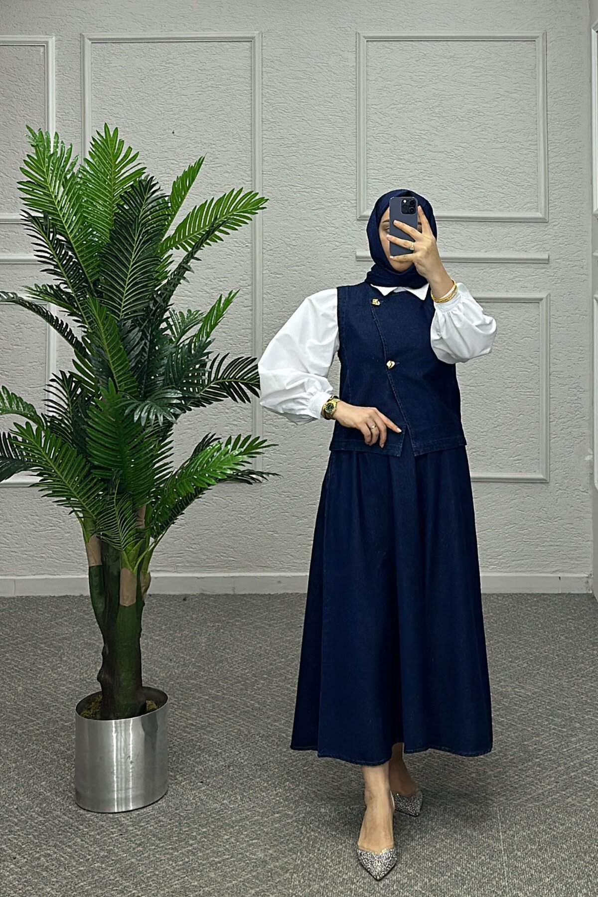 Koyu Mavi Esil Etekli Takım