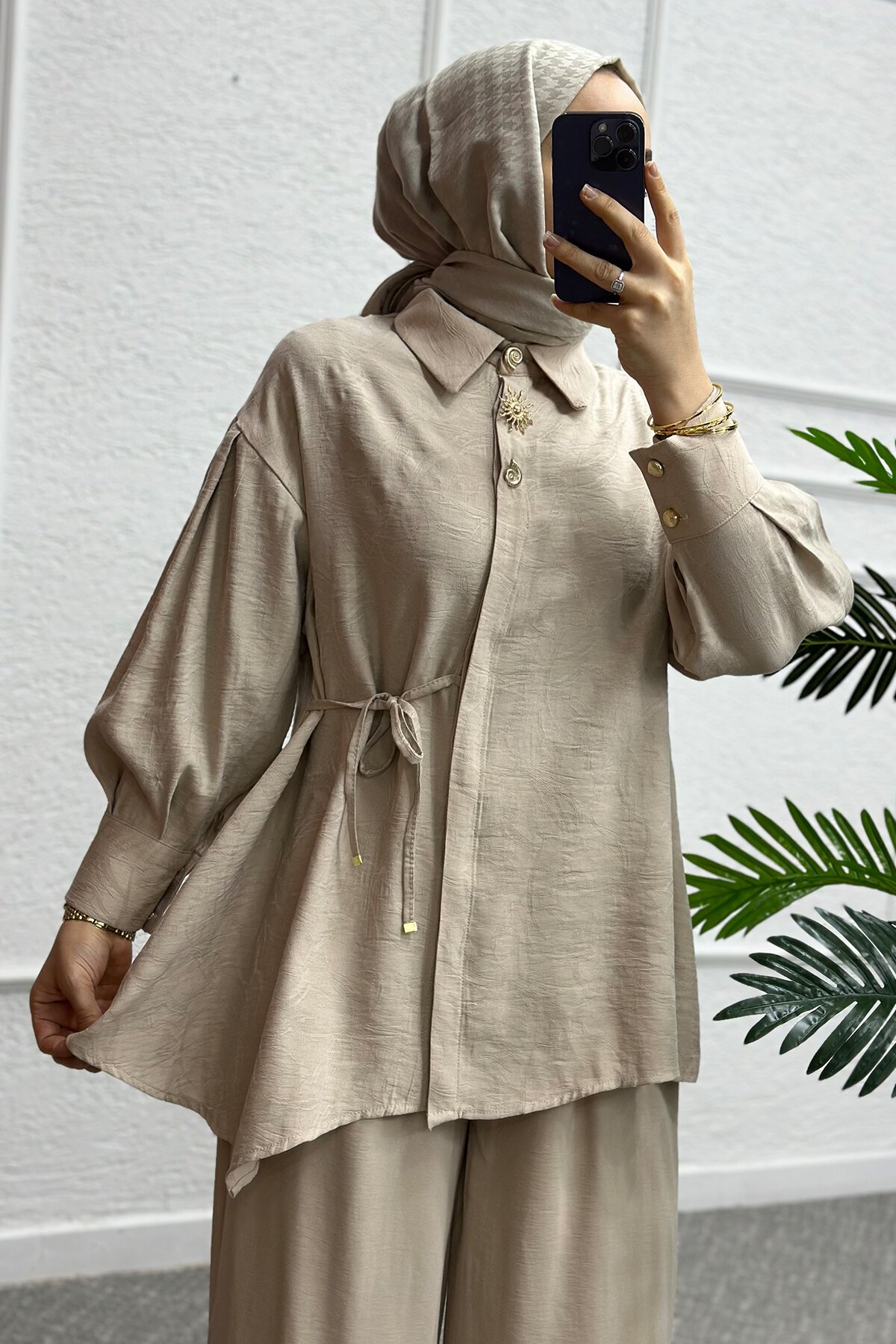 Krem İnem Pantolonlu Takım