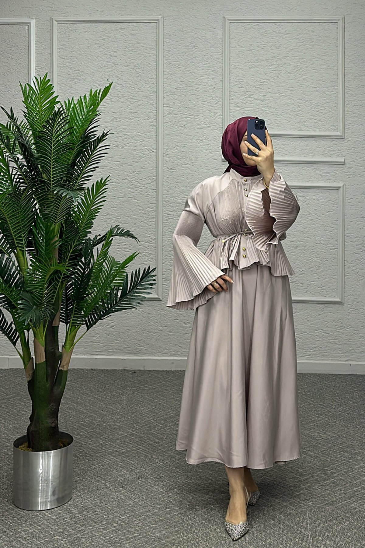 Krem Mısra Etekli Takım