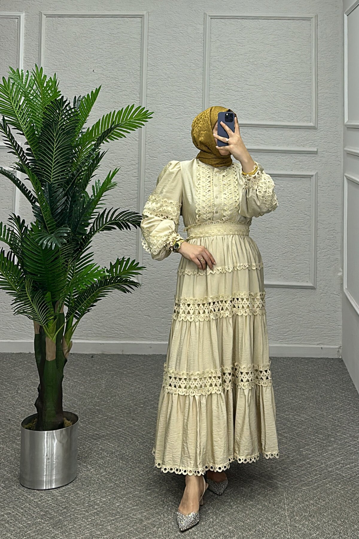 Krem Selly Etekli Takım