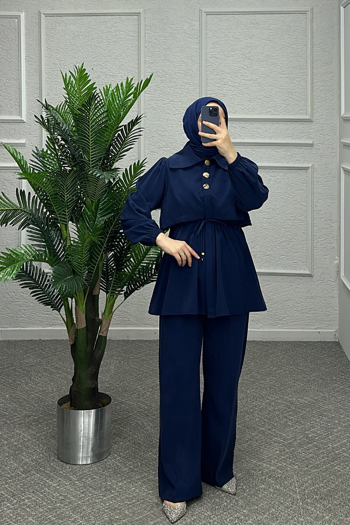 Lacivert Hale Pantolonlu Takım