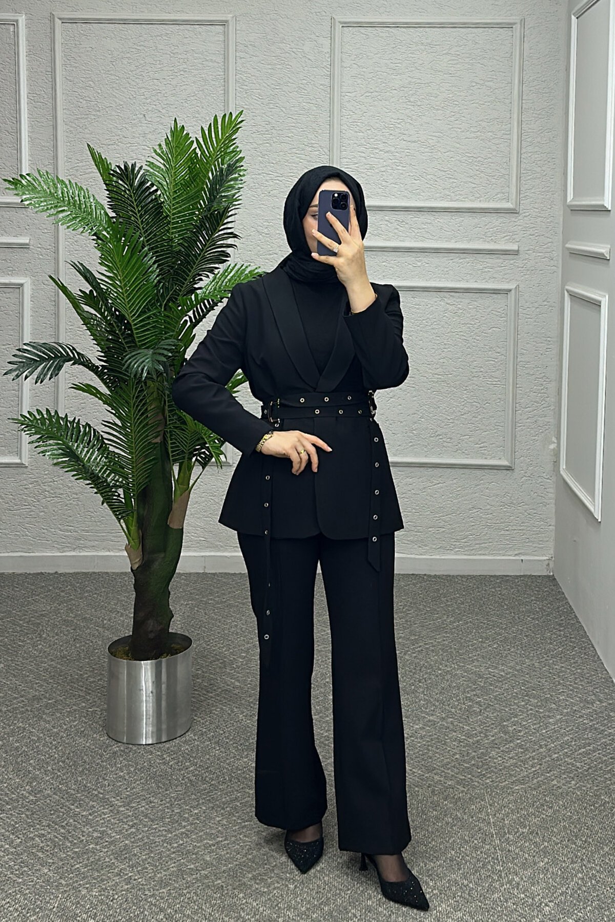 Siyah Çift Kemer Detaylı Takım