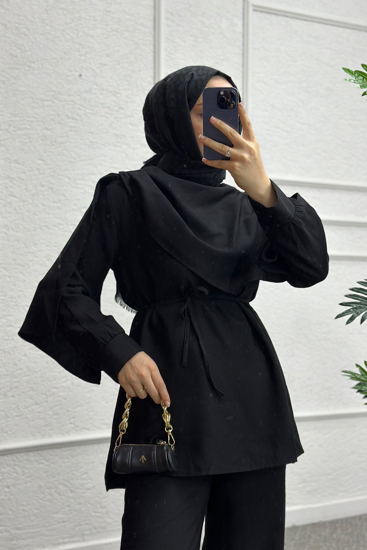 Siyah Jase Pantolonlu Takım