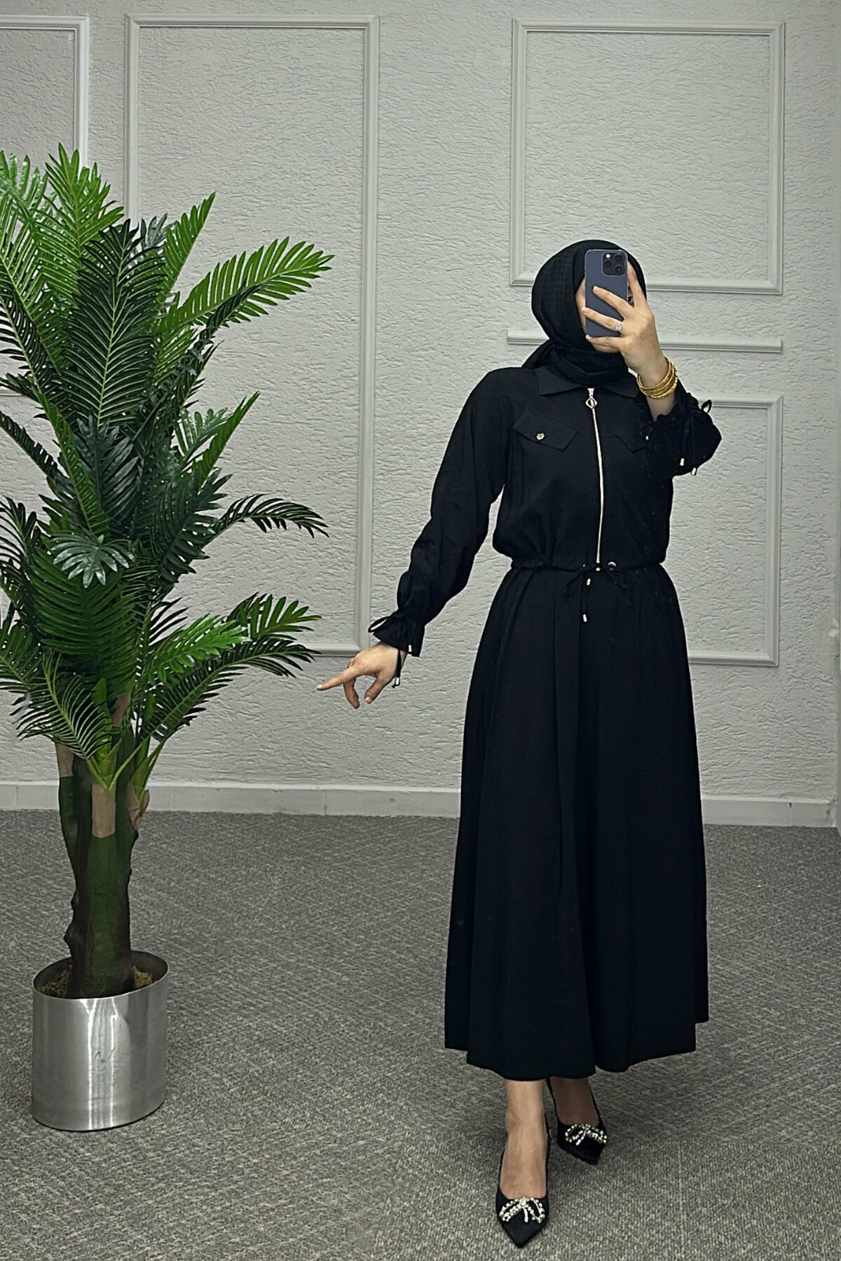 Siyah Orien Etekli Takım